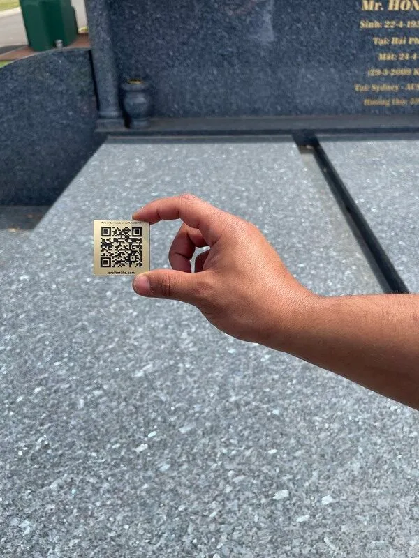 Qr Afterlife Square Medallion 13